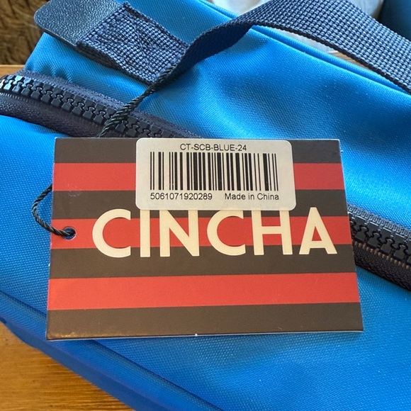 Cincha Vibrant Blue Toiletry Bag - Picture 2 of 5